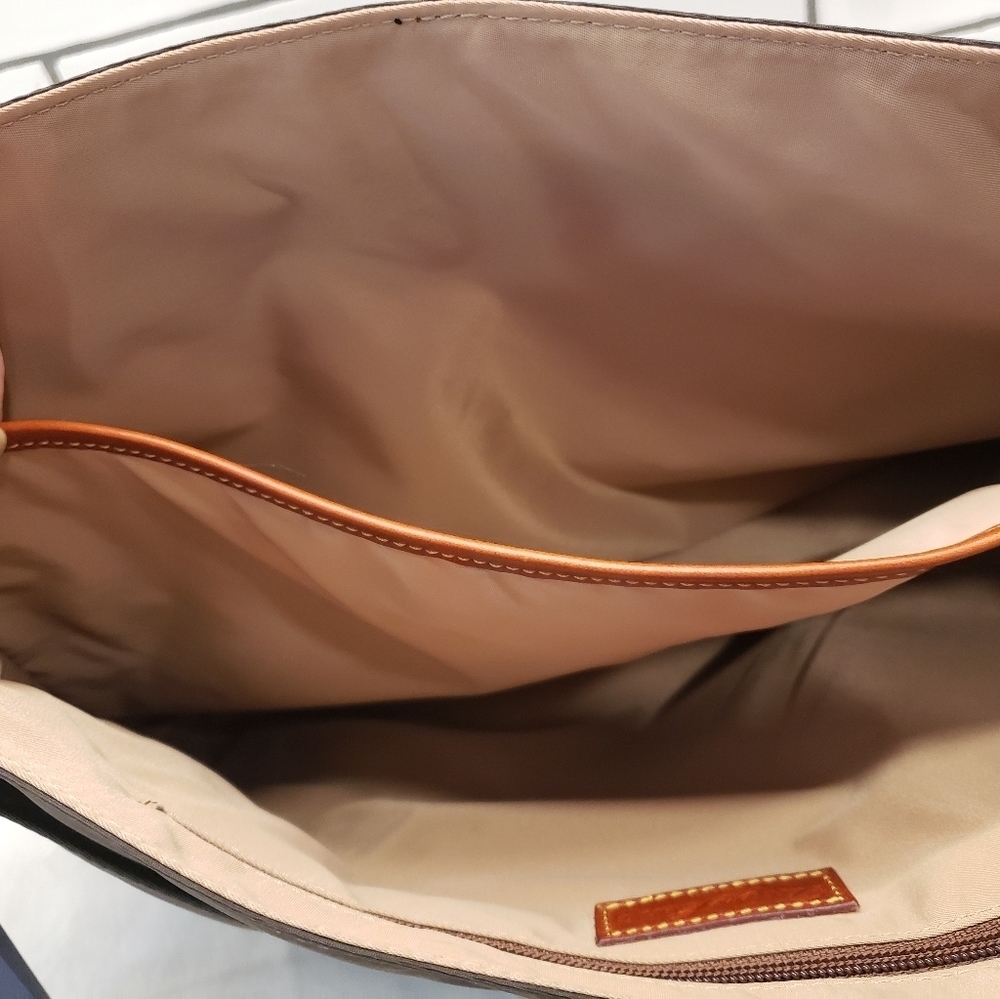 Dooney & Bourke  Brown Toronto Messenger bag. NWT - Picture 9 of 16